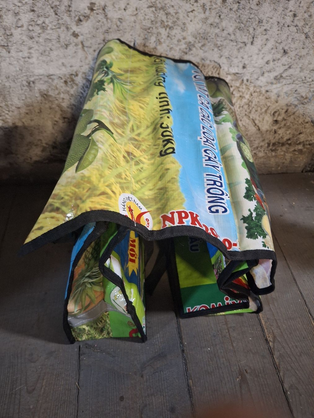 Borse: Velo Satteltasche aus Recyclingmaterial – Usato da Zürich venduto da iddlyriddly 1