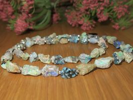 Natural Ethiopian OPAL-Nugget Beads Collier 5-12mm/ NP 170,-
