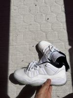 Jordan 11 Low Weiss Herren Turnschuhe Grösse 44 guter Zustan