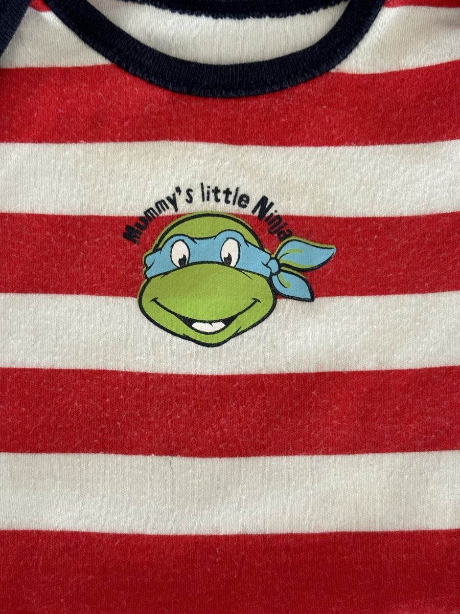 Lotti & Set di vestiti: 2x Langarm-Bodys, mutant ninja turtles, Gr. 62 – Usato da Prêles venduto da 21rena 2