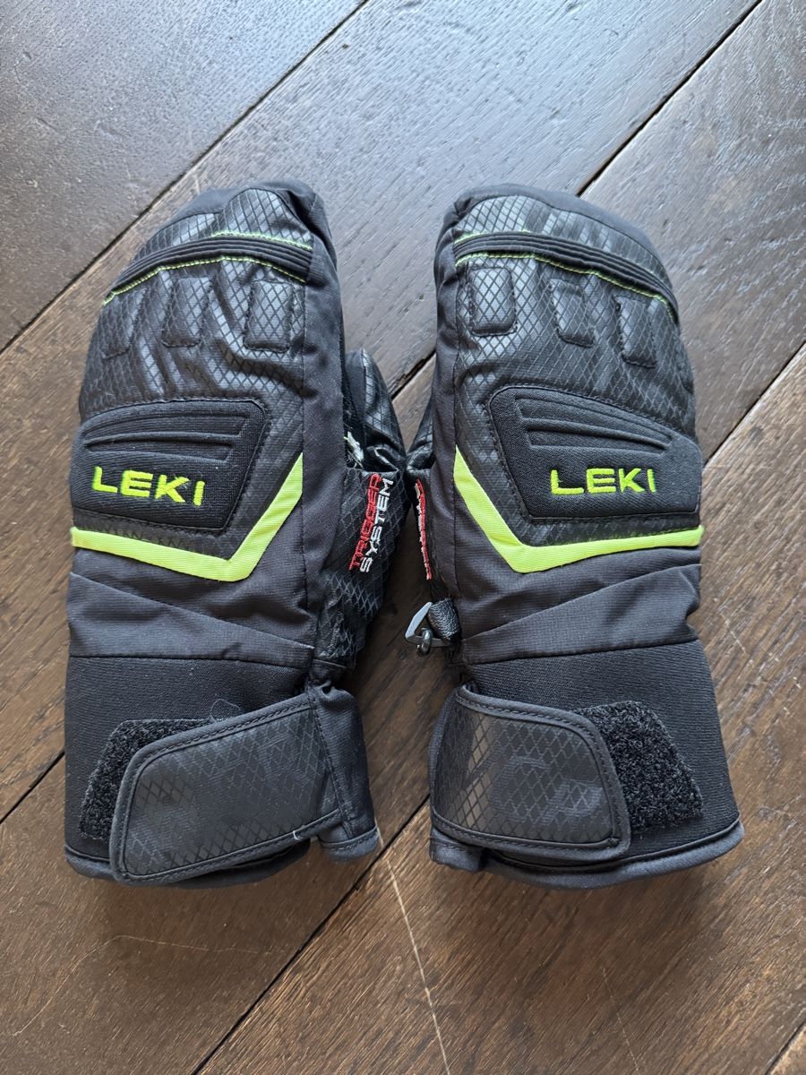 Leki Handschuhe & Handstulpen: Leki WCR Team 3D Junior Fausthandschuhe, Grösse 7 – Gebraucht aus Münsingen von ambuehl81