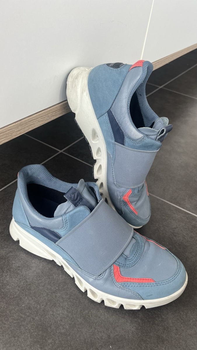 Ecco Chaussures femmes: Baskets Ecco bleu et corail, pointure 37 – D'occasion à Lausanne par Global.P