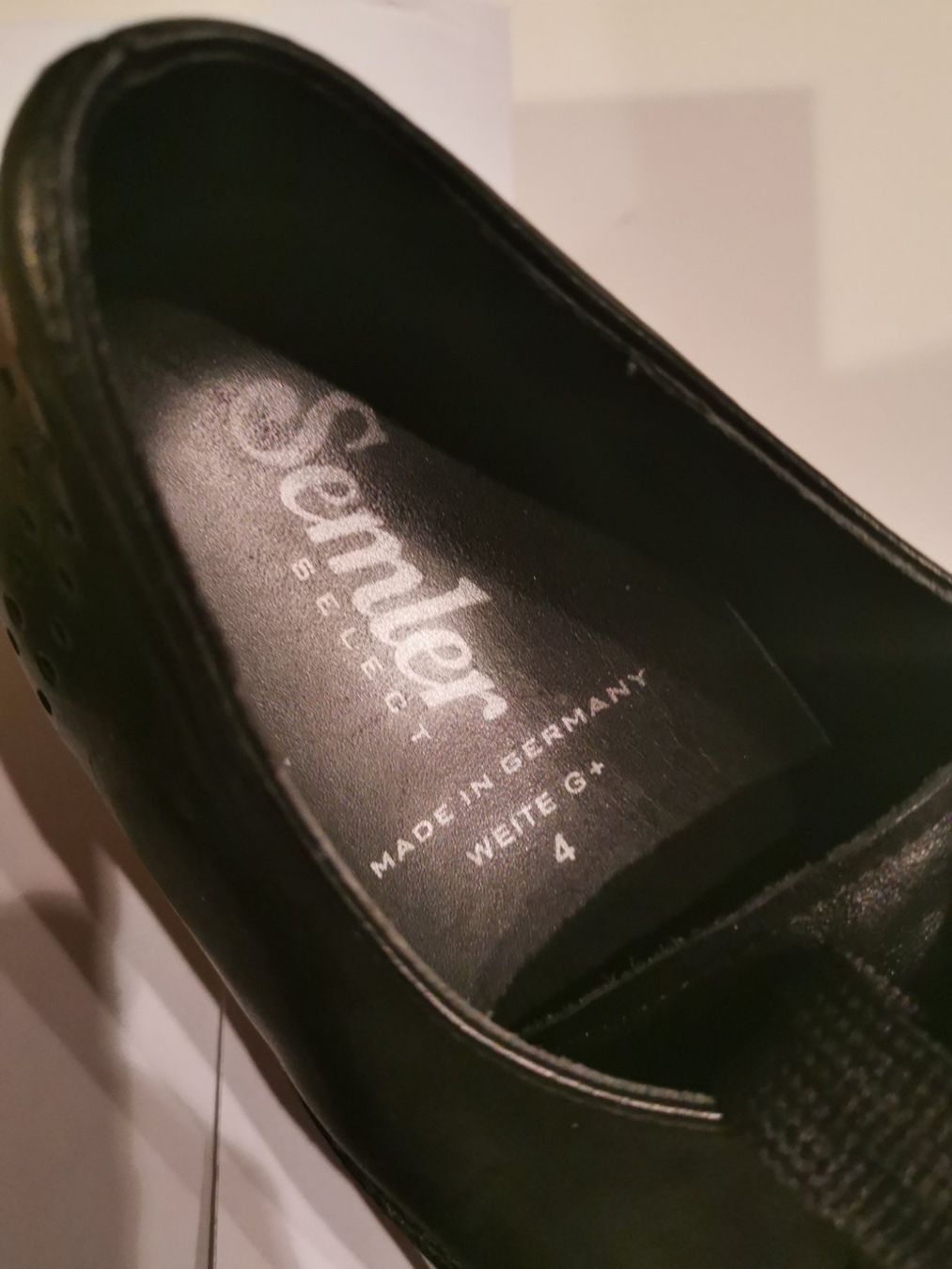 Scarpe da donna: Semler Schnürschuhe mit Luftpolster, schwarz, Gr. 4 / G+ – Usato da Luzern venduto da Liliana2013 1