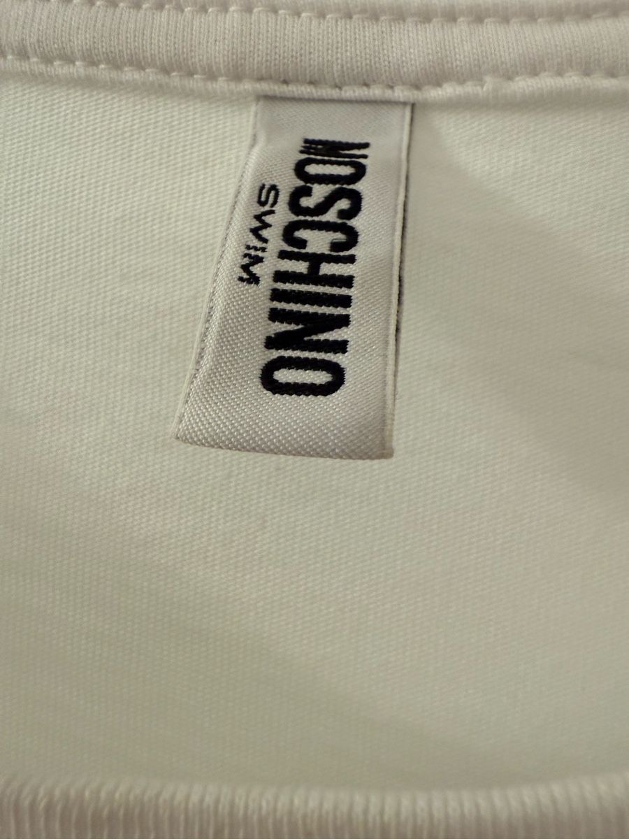 Moschino T-shirt: Moschino t-shirt – Usato da Paradiso venduto da apf_mh9c 3