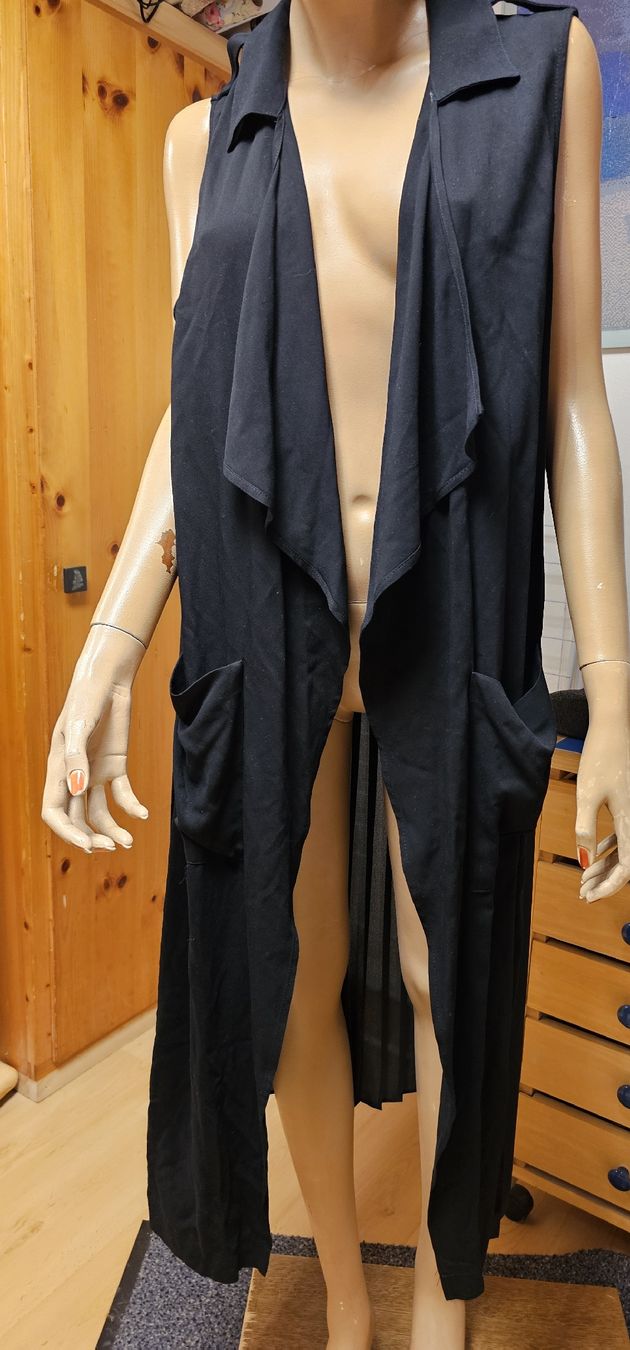 Zara Vestiti: Damen long Weste Schwarz Grösse M ZARA BASIC Collection – Usato da Ferden venduto da jemyce 5
