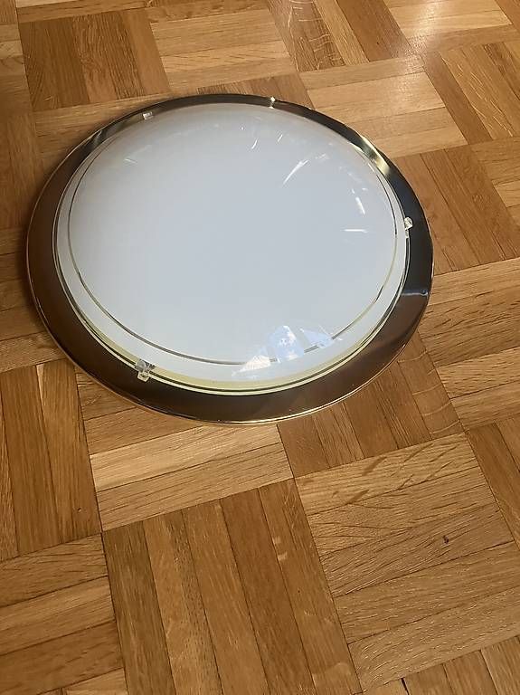 Kronleuchter & Deckenlampen: Lampe – Gebraucht aus Eschlikon TG von Urs.knopf