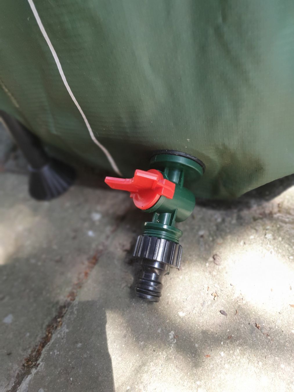 Bewässern & Giessen: Regentonne 250 lt – Gebraucht aus Uetendorf von worhol 4