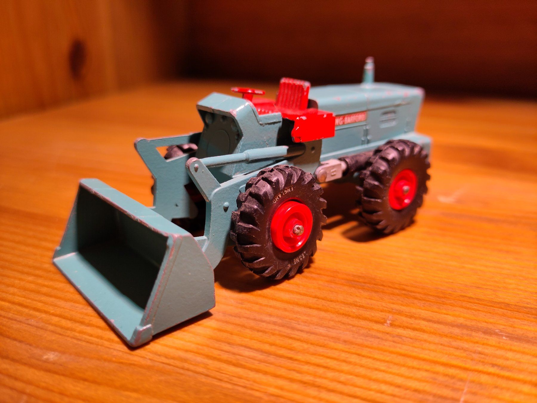 Lesney Modellini d'auto: Modellauto Lesney Aveling Barfold Tractor Shovel – Usato da Bülach venduto da Tiefschlaflos 1