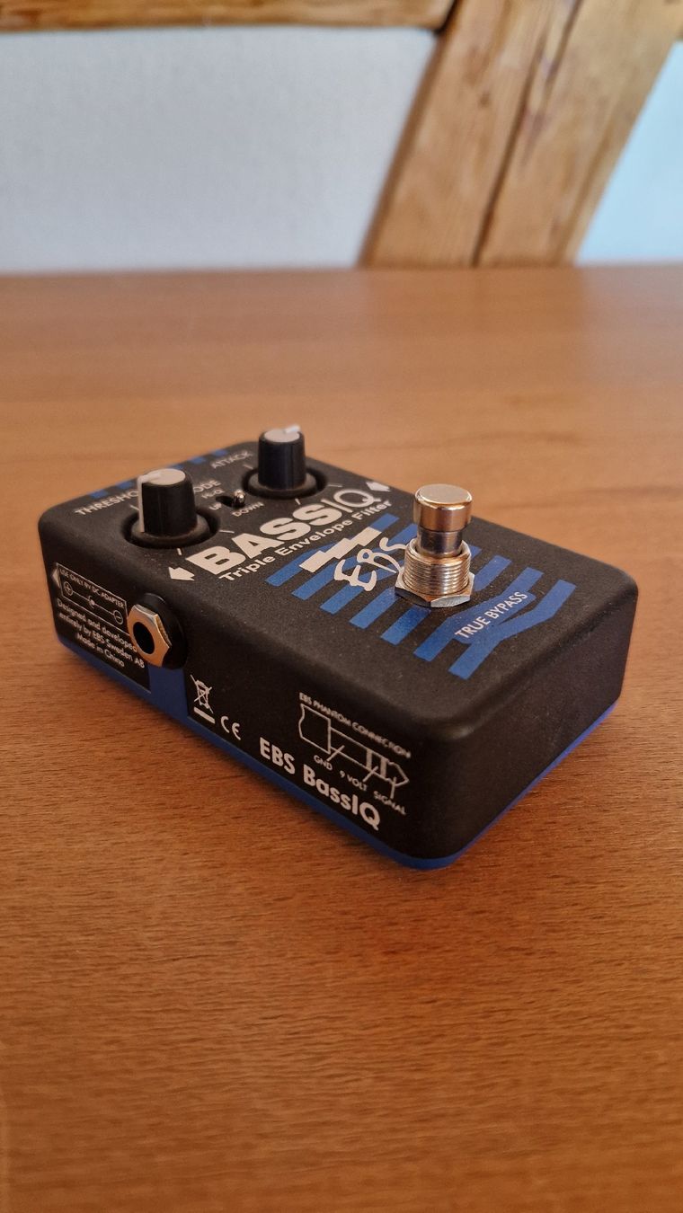 Strumenti musicali: EBS BassIQ Triple Envelope Filter – Usato da Niedermuhlern venduto da Mahkah.65 2