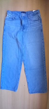 Jean Tommy Hilfiger taille 164 jamais porté