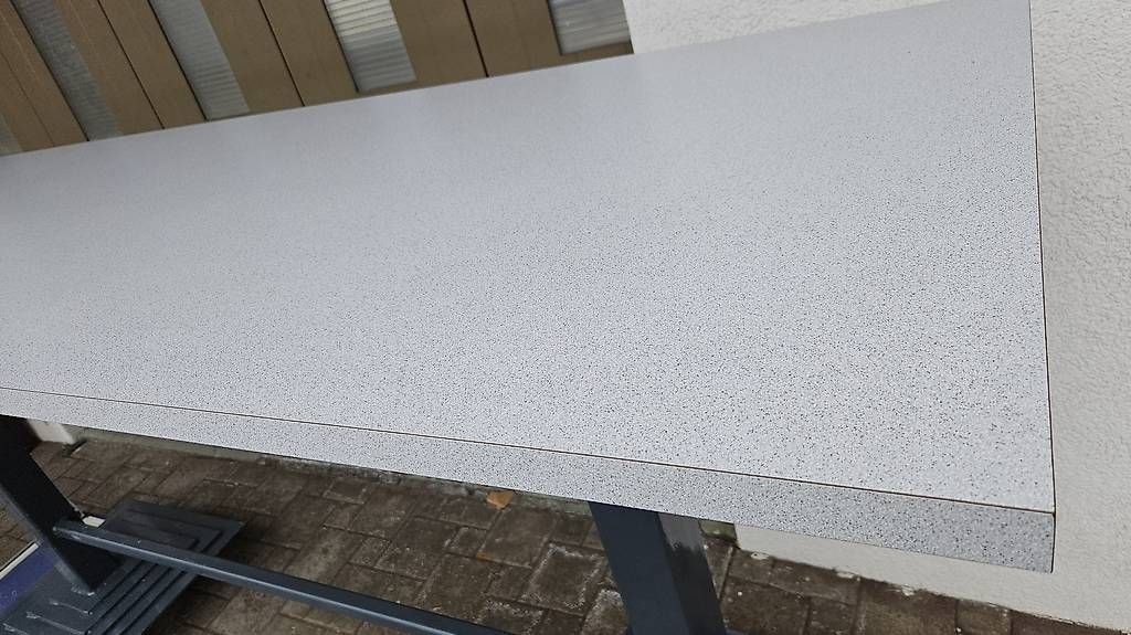 Ladenausstattungen & Messebau: Bar Tisch Theke – Gebraucht aus Wiggen von VWMAN 2