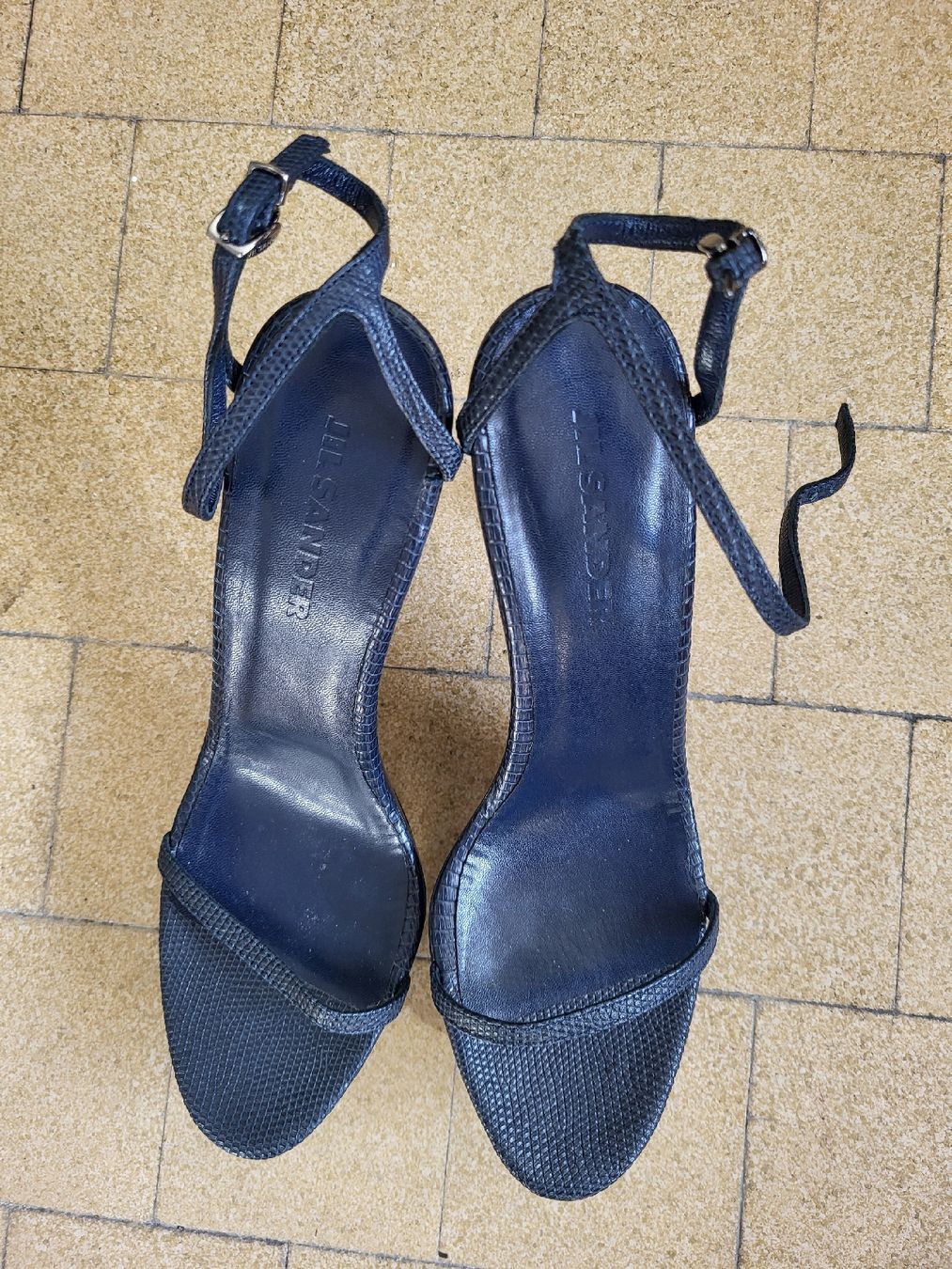 Jil Sander Scarpe da donna: Jil Sander Damen-Plateausandalen mit Absatz – Nuovo (secondo la descrizione) da Zweisimmen venduto da Adorable 3