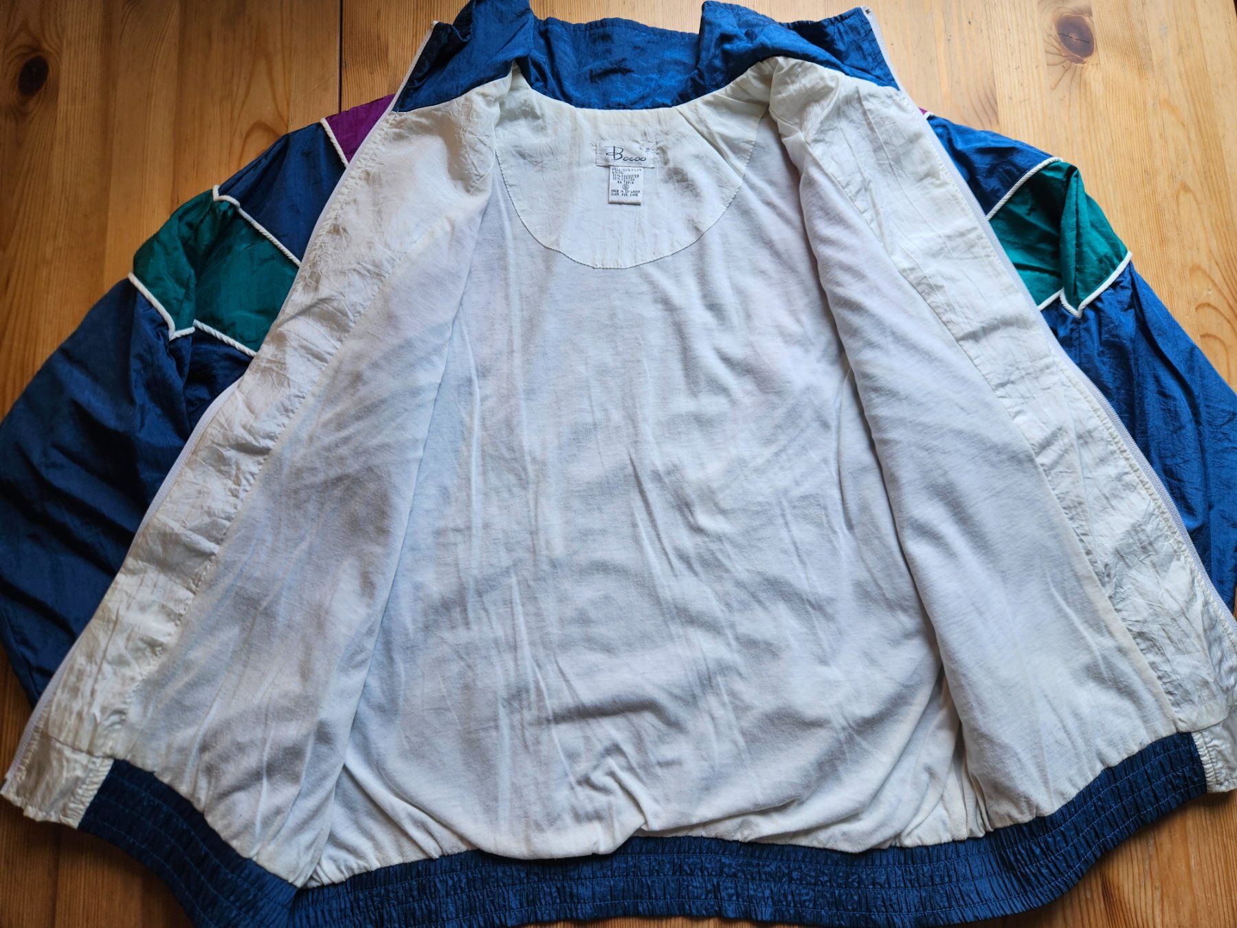 Giacche: Jacke Bocoo Nylon Grösse S retro vintage – Usato da Hägglingen venduto da United-Village-Trade 3