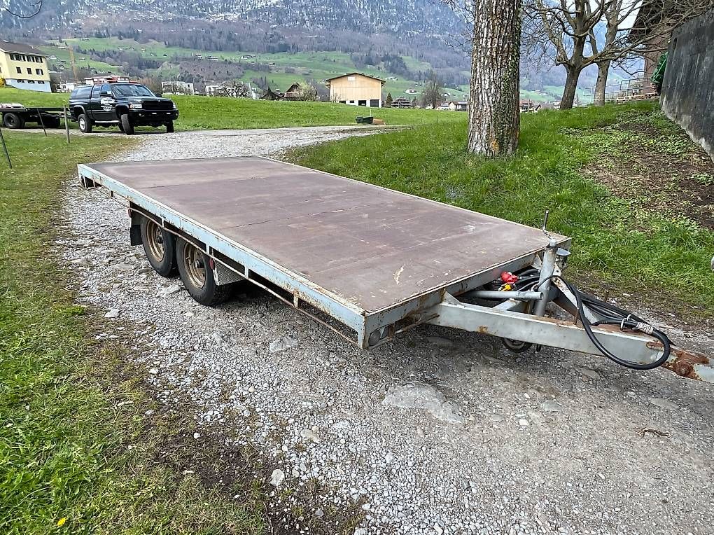 Rimorchi: Sachentransportanhänger  – Usato da Alpnach Dorf venduto da razer05 2