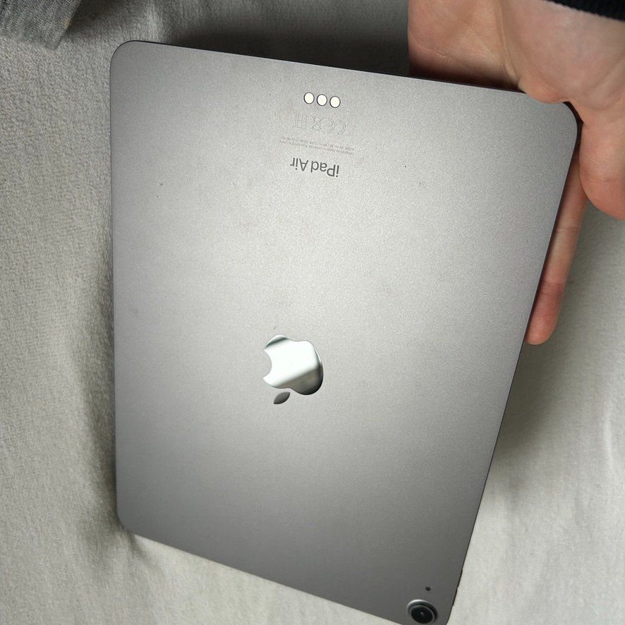 Apple Tablet PC: Apple iPad Air 5gen – Usato da Pensier venduto da 15alice 1