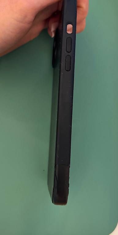 Cover & Protezioni schermo: iPhone 15 Plus Hülle Schwarz  – Usato da Zürich venduto da AnnaPech 1