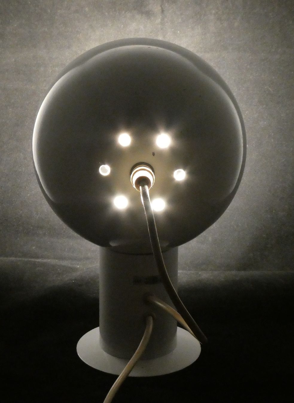Lampen: Lampe Eye Ball magnétique – Gebraucht aus Fribourg von will69 3
