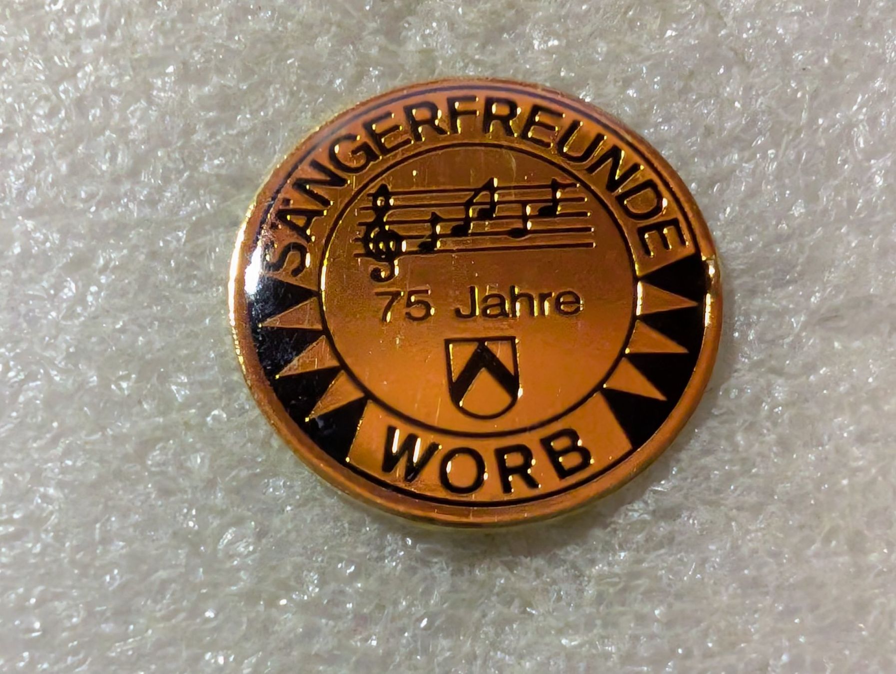 Placchette & Badge: Ansteckpin 180: Sängerfreunde Worb – Usato da Oppligen venduto da Pin-Fall-Shop