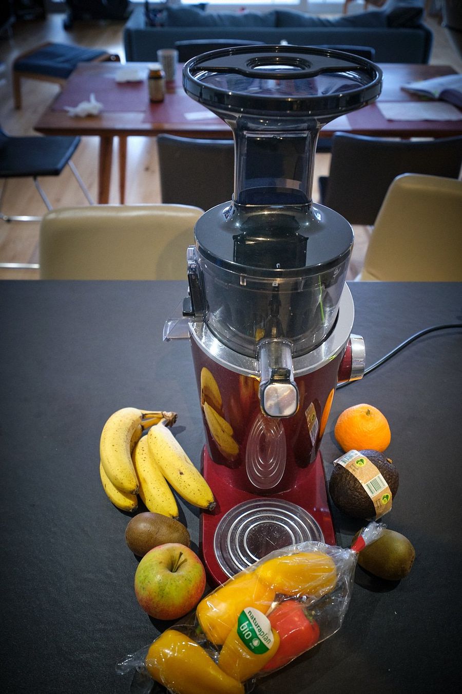 Hurom Elettrodomestici da cucina: Extracteur de jus Hurom comme neuf – Usato da Neuchâtel venduto da jts_78jq