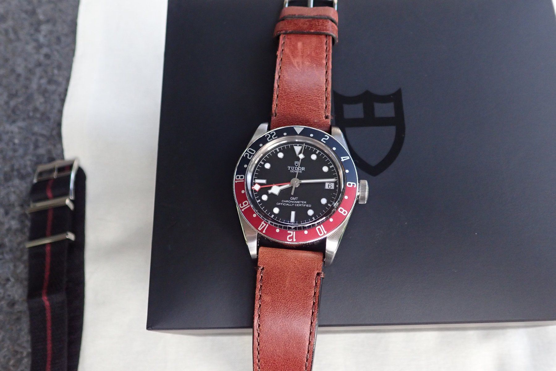 Tudor Orologi: TUDOR BLACK BAY GMT FULL SET AUTOMATIC CHRONOMETER – Usato da Wohlen AG venduto da kingwatcheshere 3