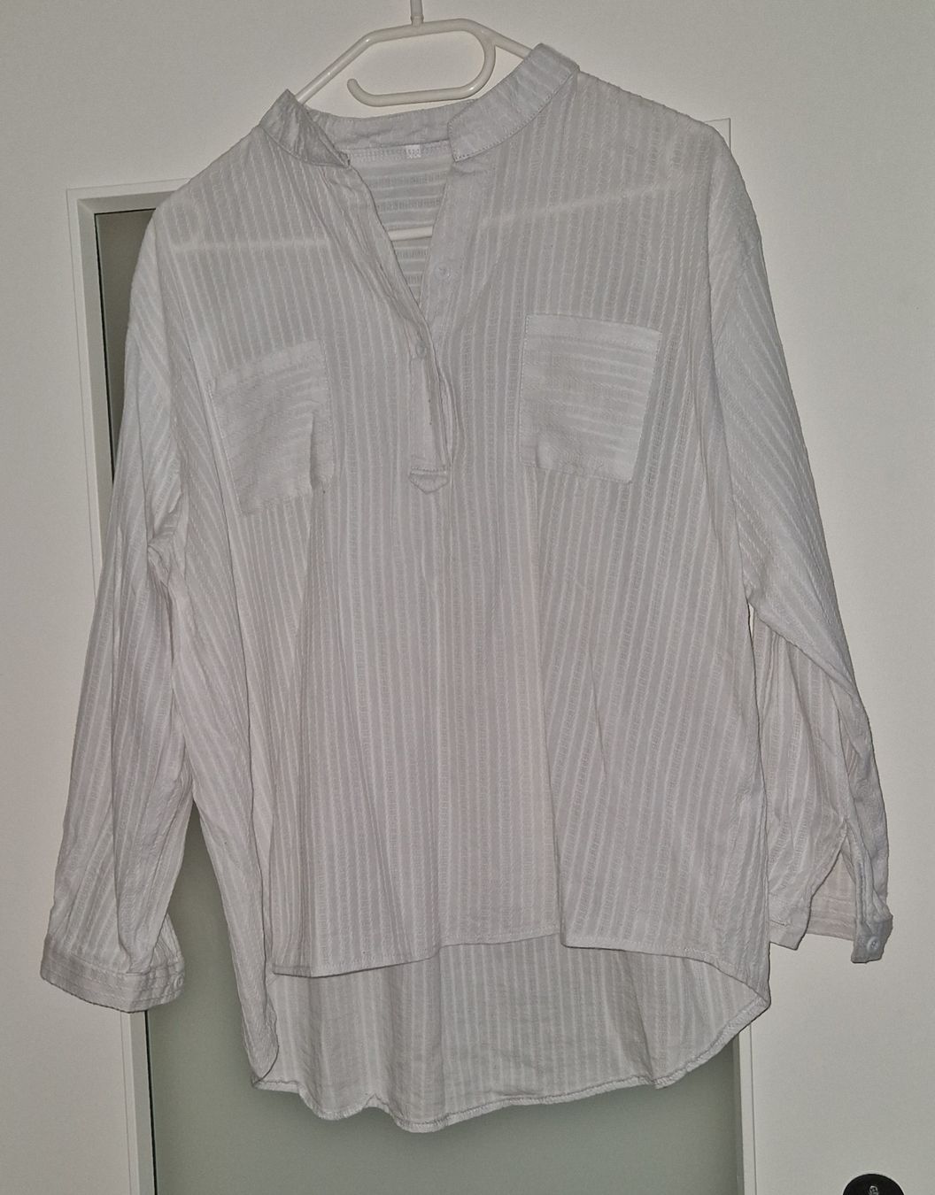 Blusen: Blouse pour femme XL – Gebraucht aus Couvet von Pioune