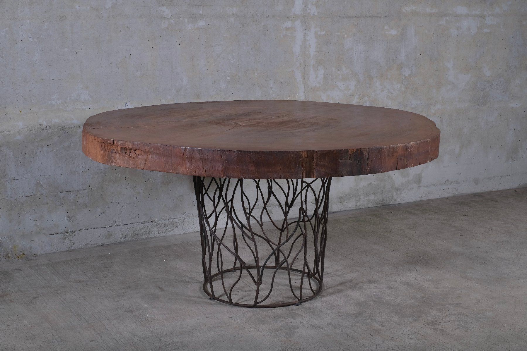 Tavoli: MIDCENTURY TISCH AFRIKANISCHES HOLZ TRUNC TABLE – Usato da Zürich venduto da mrbluewave