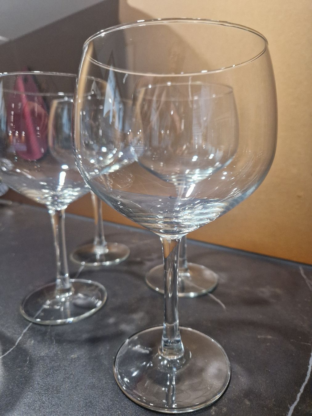Bicchieri: 4 + 4 Cocktail-, Gin-, Whiskygläser – Usato da Lichtensteig venduto da Cocabana_16 2