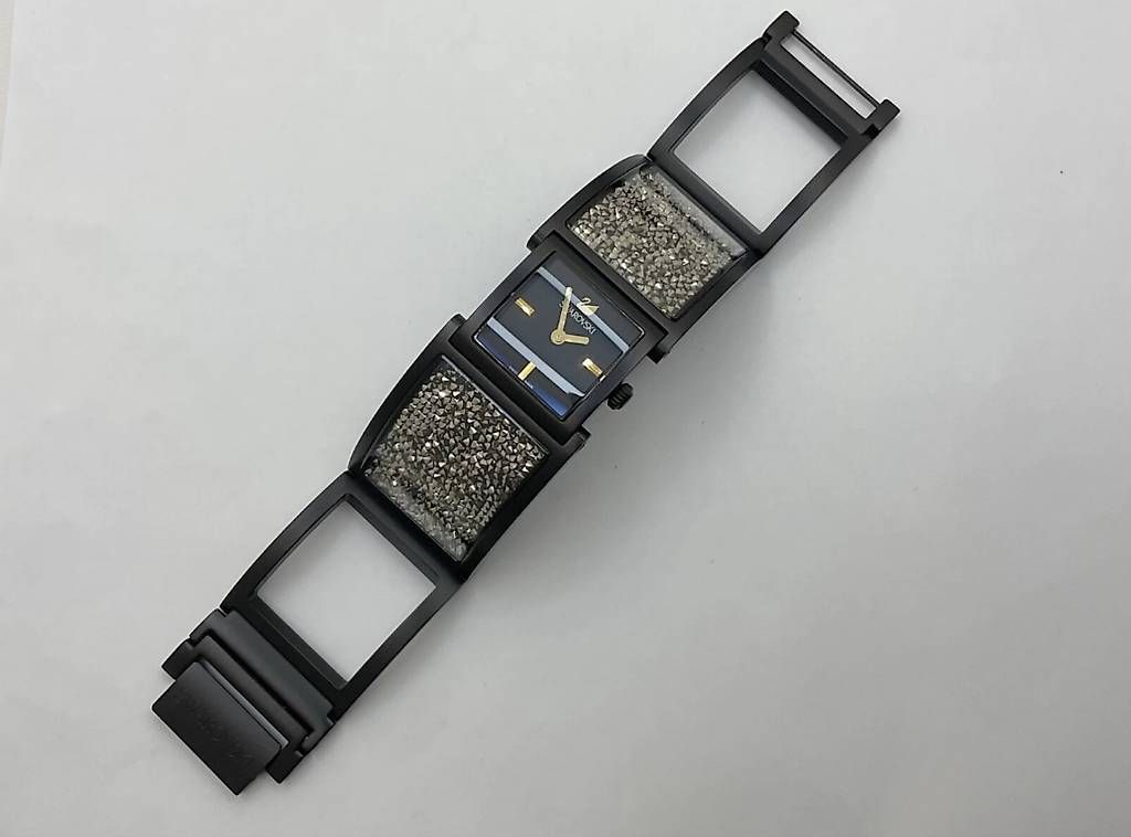 Uhren: Swarovski Crystalline Bangle Damenuhr – Gebraucht aus Vaduz von mrworldwide07 1