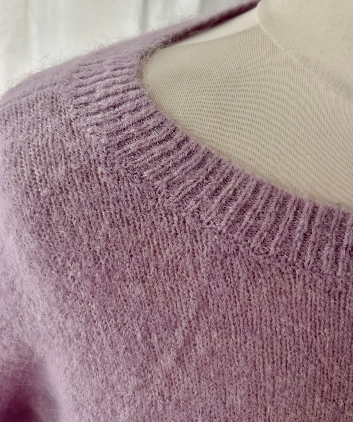 Copenhagen Pulls & Sweat-shirts: MSCH Copenhagen lila weicher Pullover, Pulli M L – D'occasion à Zürich par aboxi 4