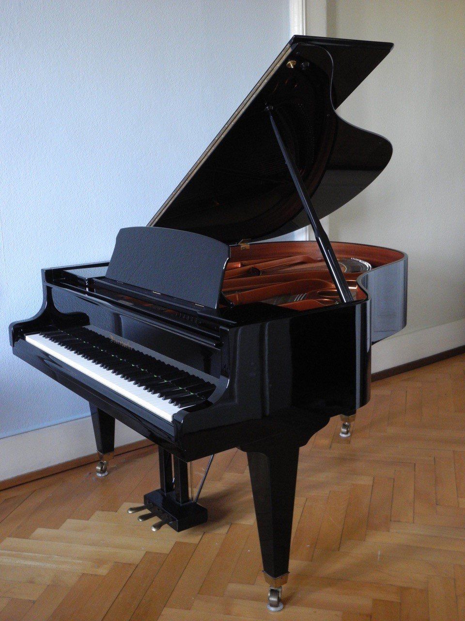 Bösendorfer Strumenti musicali: Bösendorfer 170, schwarz poliert – Usato da Bern venduto da Heutschipiano 1