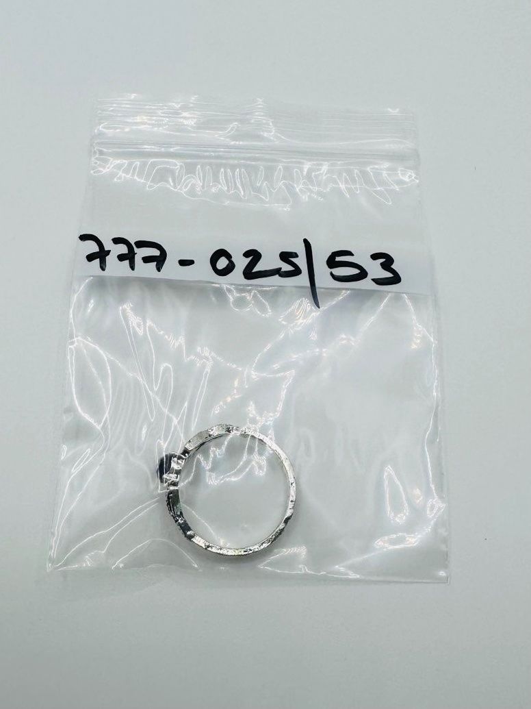 Anelli: Wunderschöner Ring in schwarz/silbern - Grösse: 53 – Nuovo e nell'imballaggio originale da Frutigen venduto da glanzvolles.leben 2