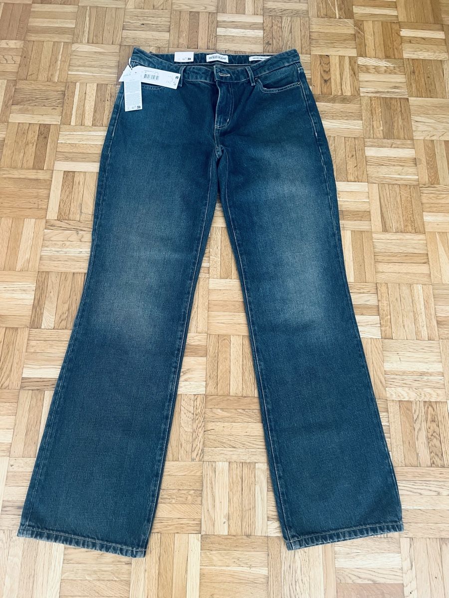 Guess Jeans: Neue GUESS Damenjeans 29/32 – Neu (gemäss Beschreibung) aus Zürich von Walllstreet
