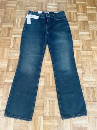 Neue GUESS Damenjeans 29/32