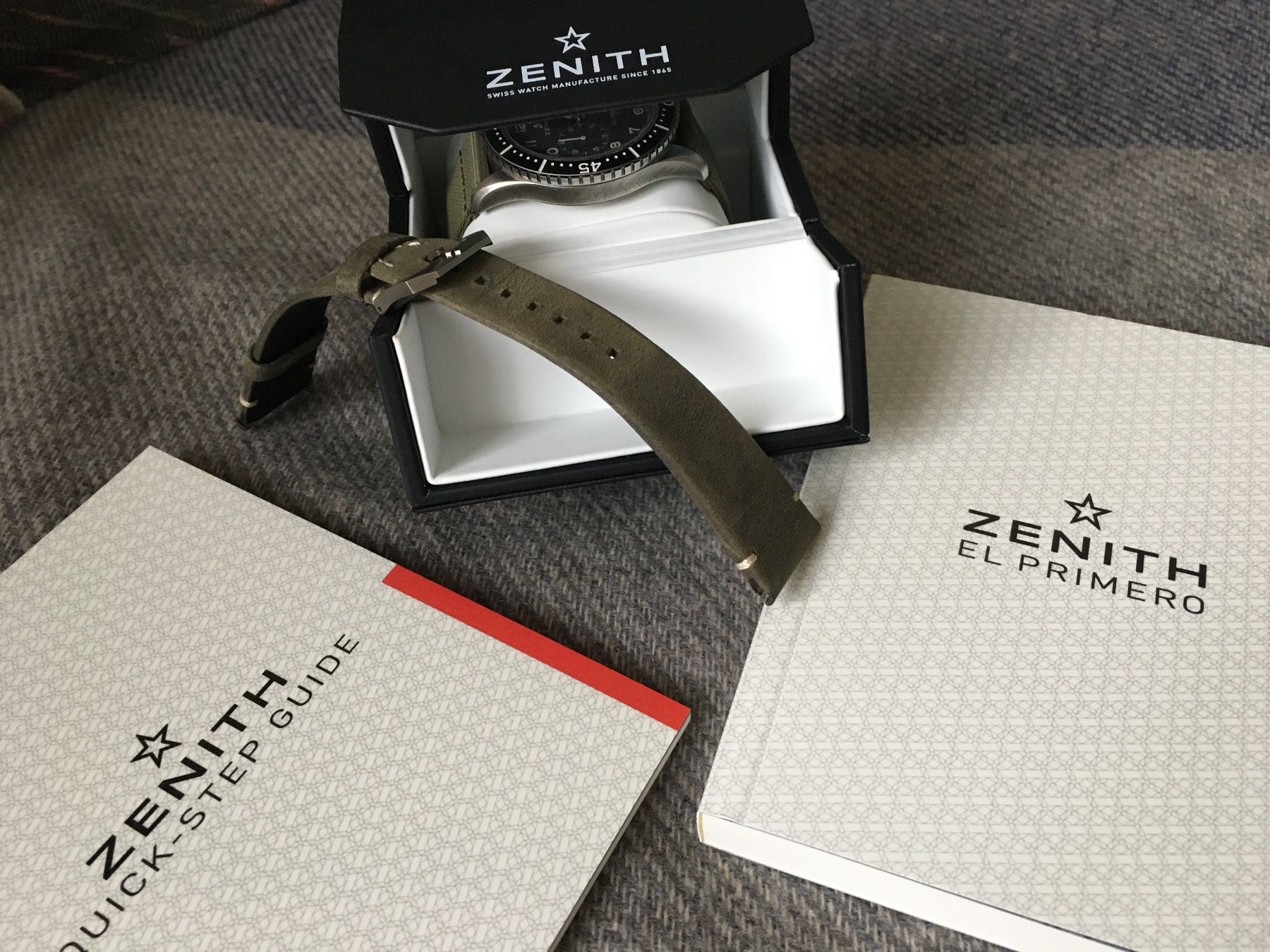 Zenith Orologi: Zenith Tipo CP2 Chronograph 43mm "Aged Steel" – Nuovo (secondo la descrizione) da Bern venduto da Oldeagle 6