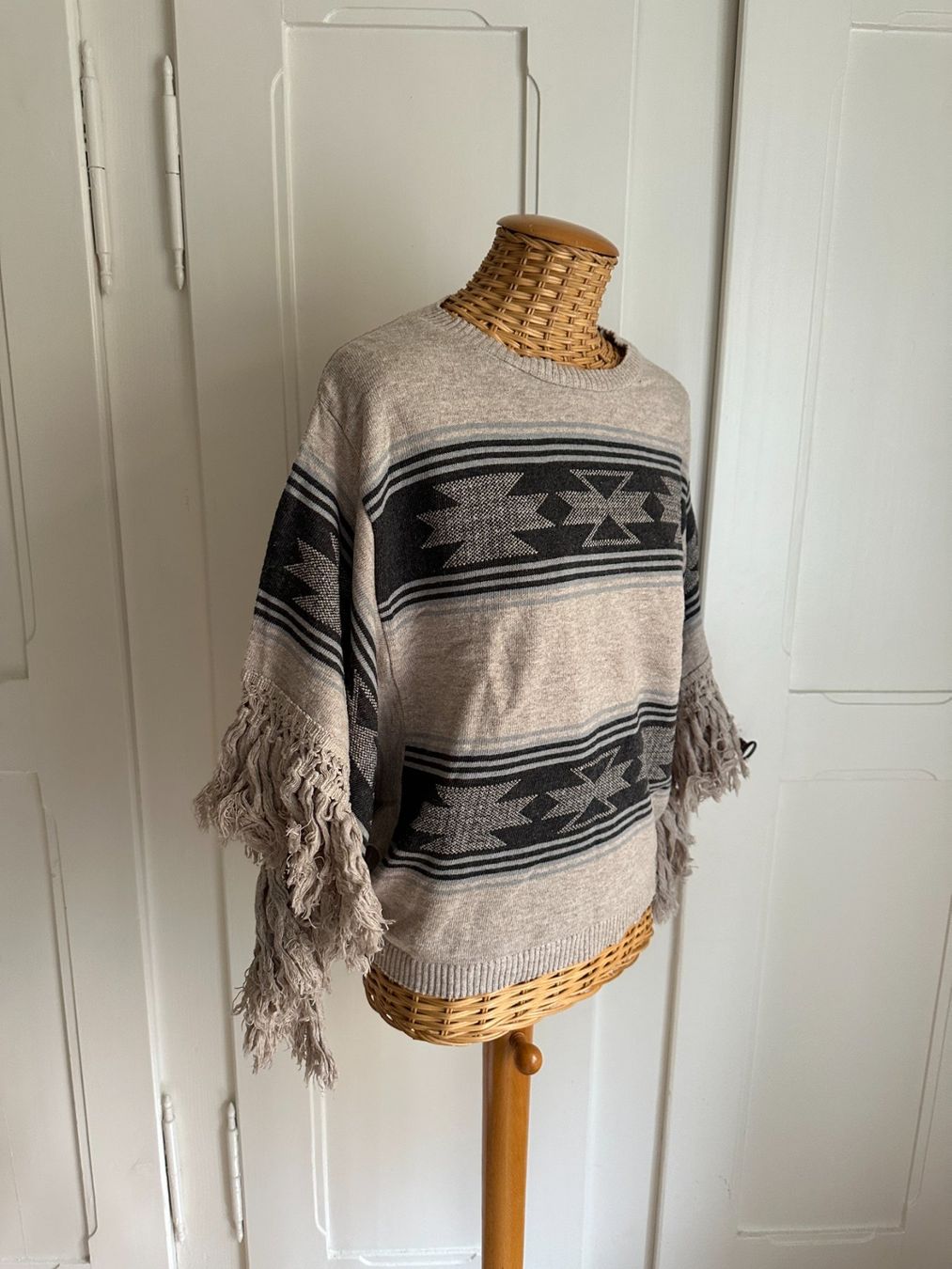 Pullover & Sweatshirts: MOTIVI - Aztec Strickpullover oversized – Gebraucht aus Zürich von Diazaio 1