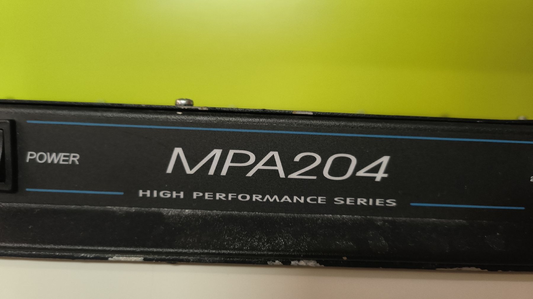 Amplificateurs: dB Technologies MPA204 Verstärker schwarz gebraucht – D'occasion à Bennwil par Rock-Racer 2