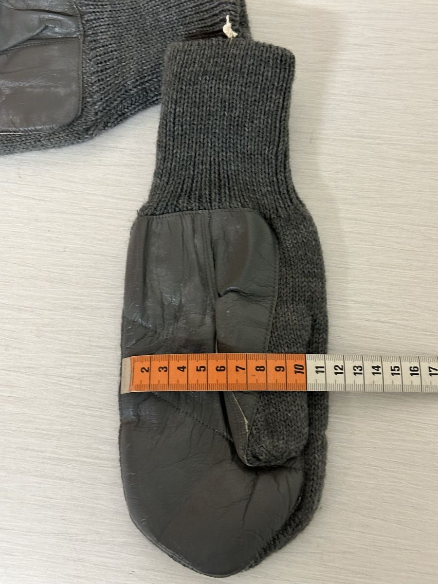 Guanti & manicotti: Militär Handschuhe – Usato da Thun venduto da jeff070 3