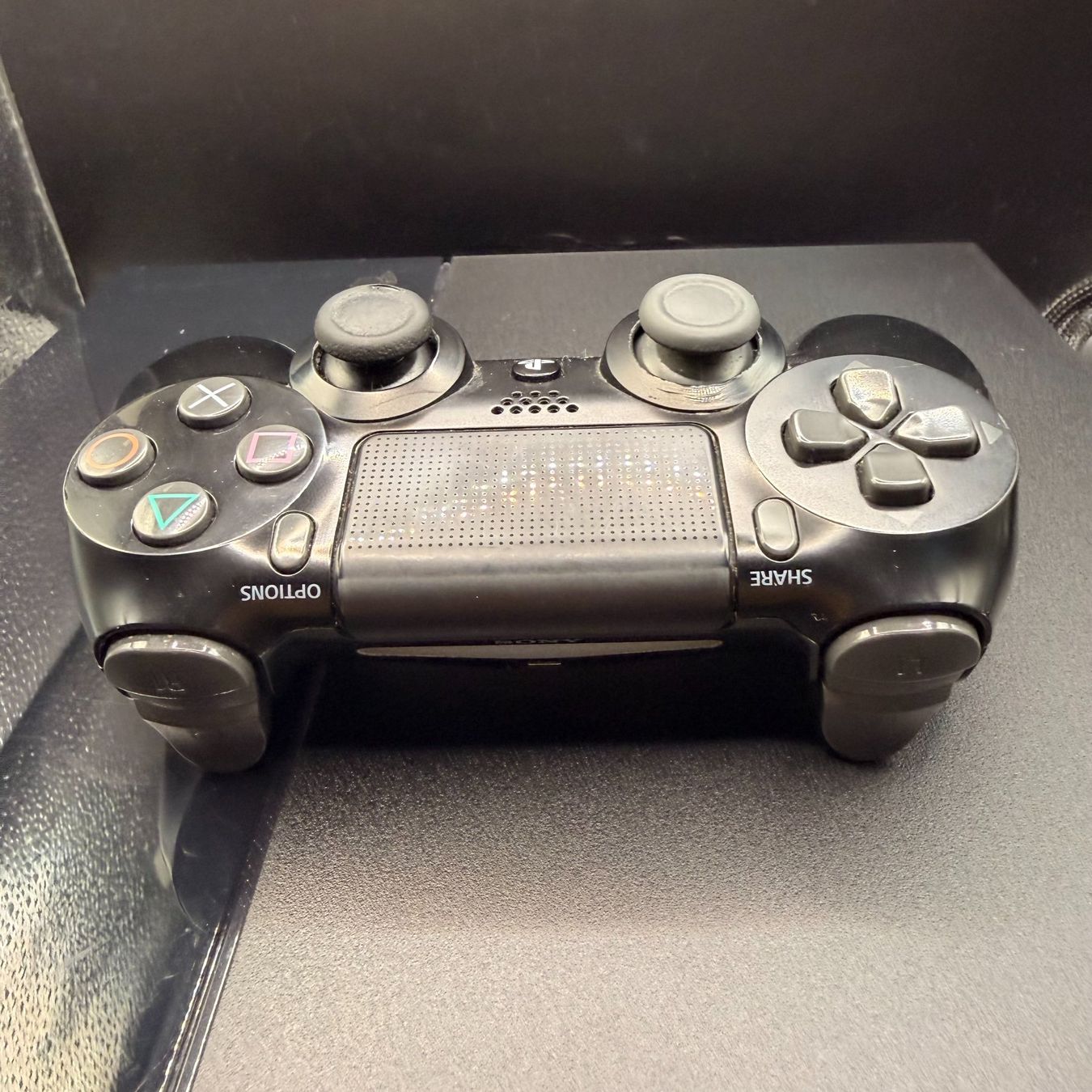 Sony Console: PS4 Konsole 500GB mit Controller – Usato da Düdingen venduto da Nerdworld 3