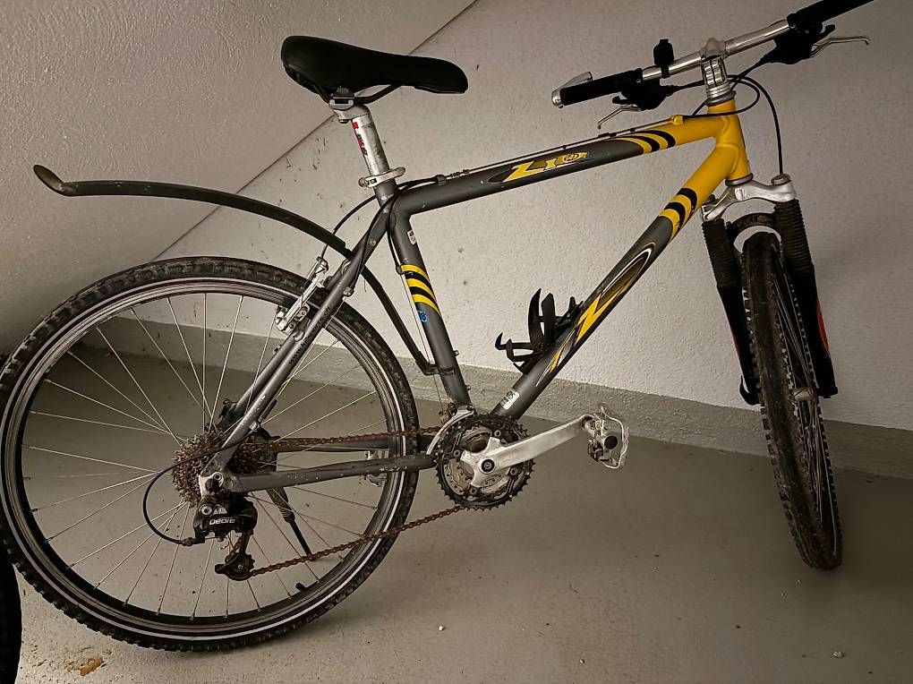 Biciclette: Velo 27 – Usato da Niederweningen venduto da Ukieujkona 3
