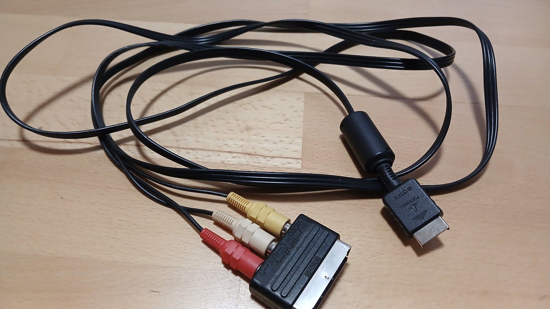 Sony Kabel: Playstation Scart-Audio Kabel Sony – Gebraucht aus hinwil von tho_j6kz 6