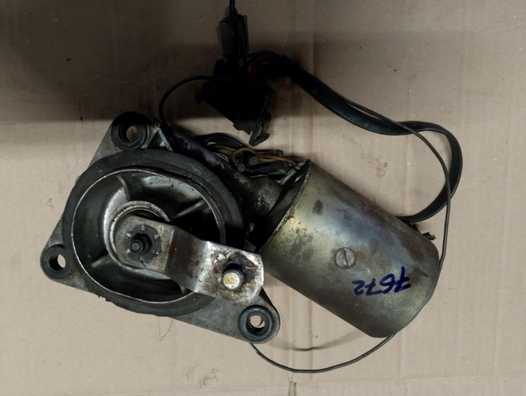 Mopar Tutti pezzi di ricambio auto: Scheibenwischmotor Mopar E-Body – Usato da Niedergösgen venduto da usc_tt5r 3