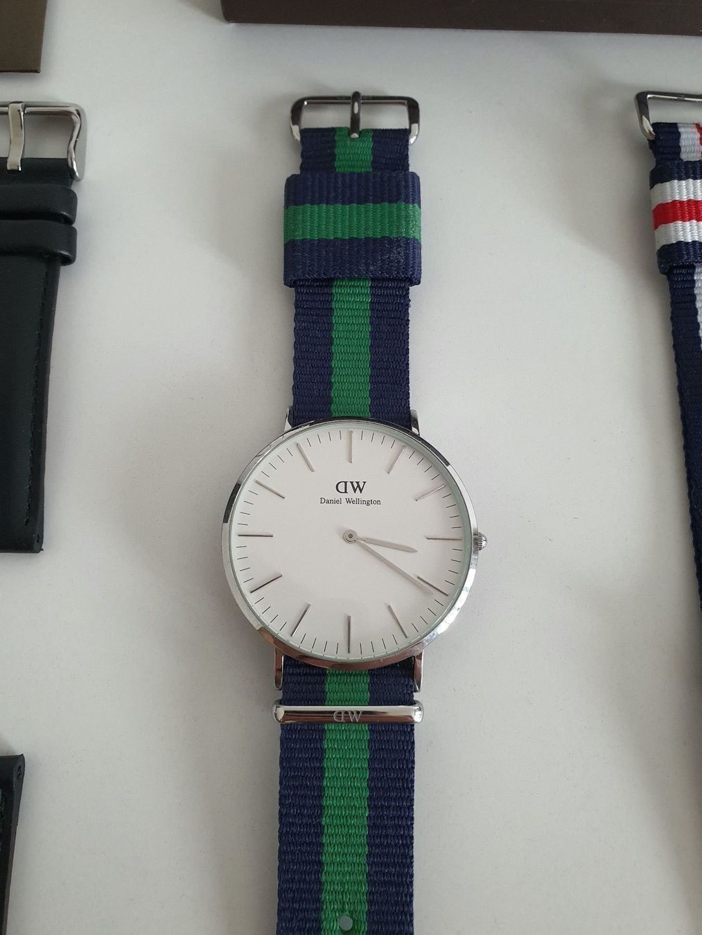 Daniel Wellington Orologi: Montre DW CLASSIC CANTERBURY – Usato da Genève venduto da ant_5hwp 1