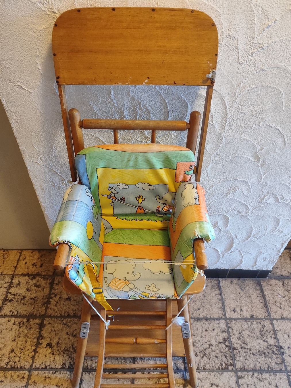Seggiolini per auto: Kindersitz Antik – Usato da Utzigen venduto da Jaso91 2