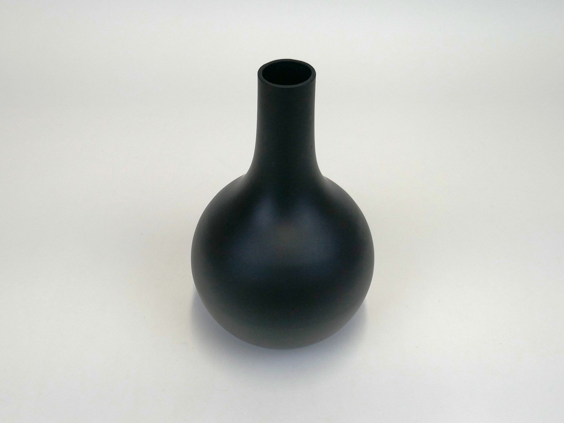 Vase & Récipients: Schwarze Blumenvase – D'occasion à Urtenen-Schönbühl par Restwert_Schoenbuehl 1
