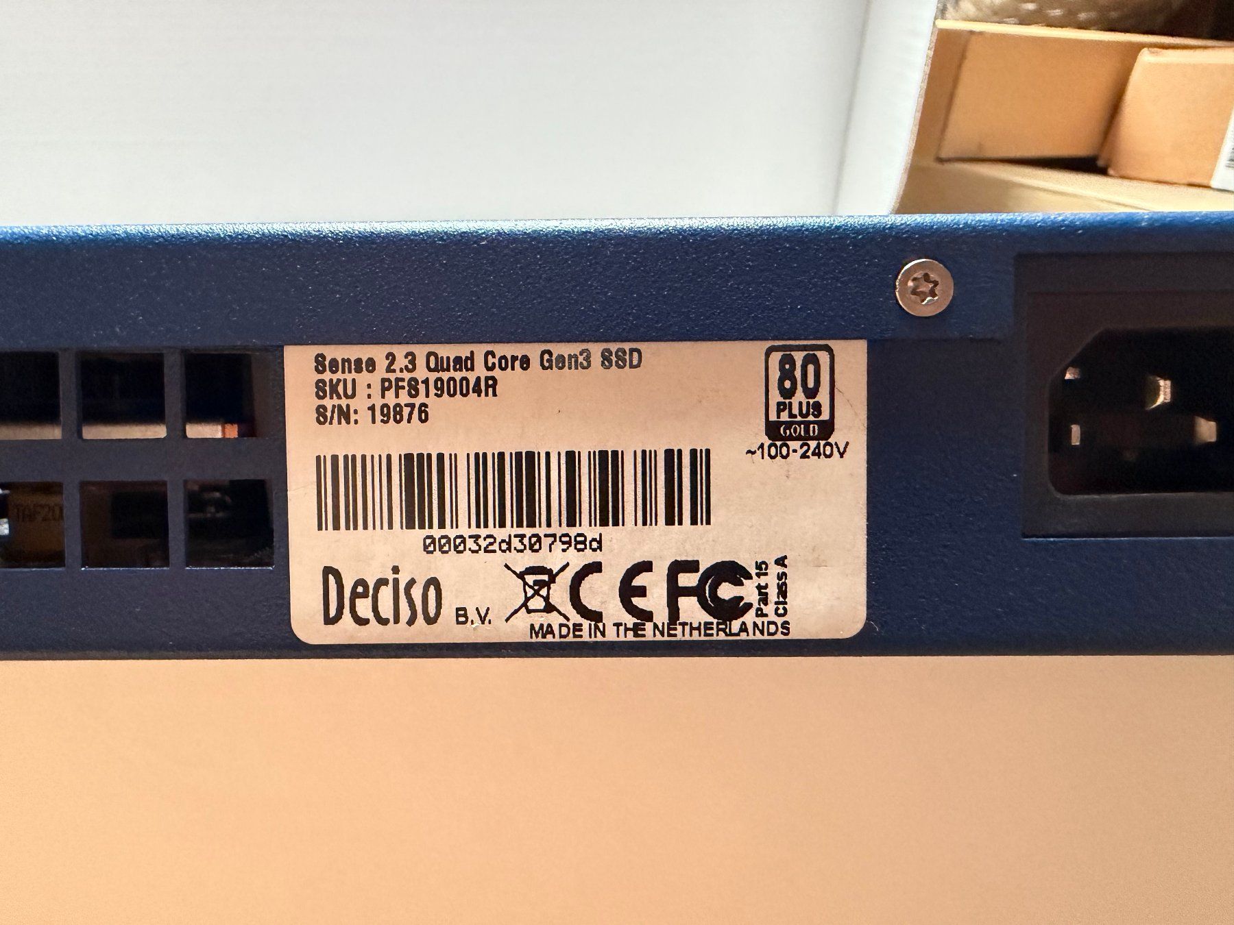 Opnsense Pare-feu: Deciso PFS19004R - OPNsense - Quad Core Gen3 SSD Rack – D'occasion à Zürich par onlime 8