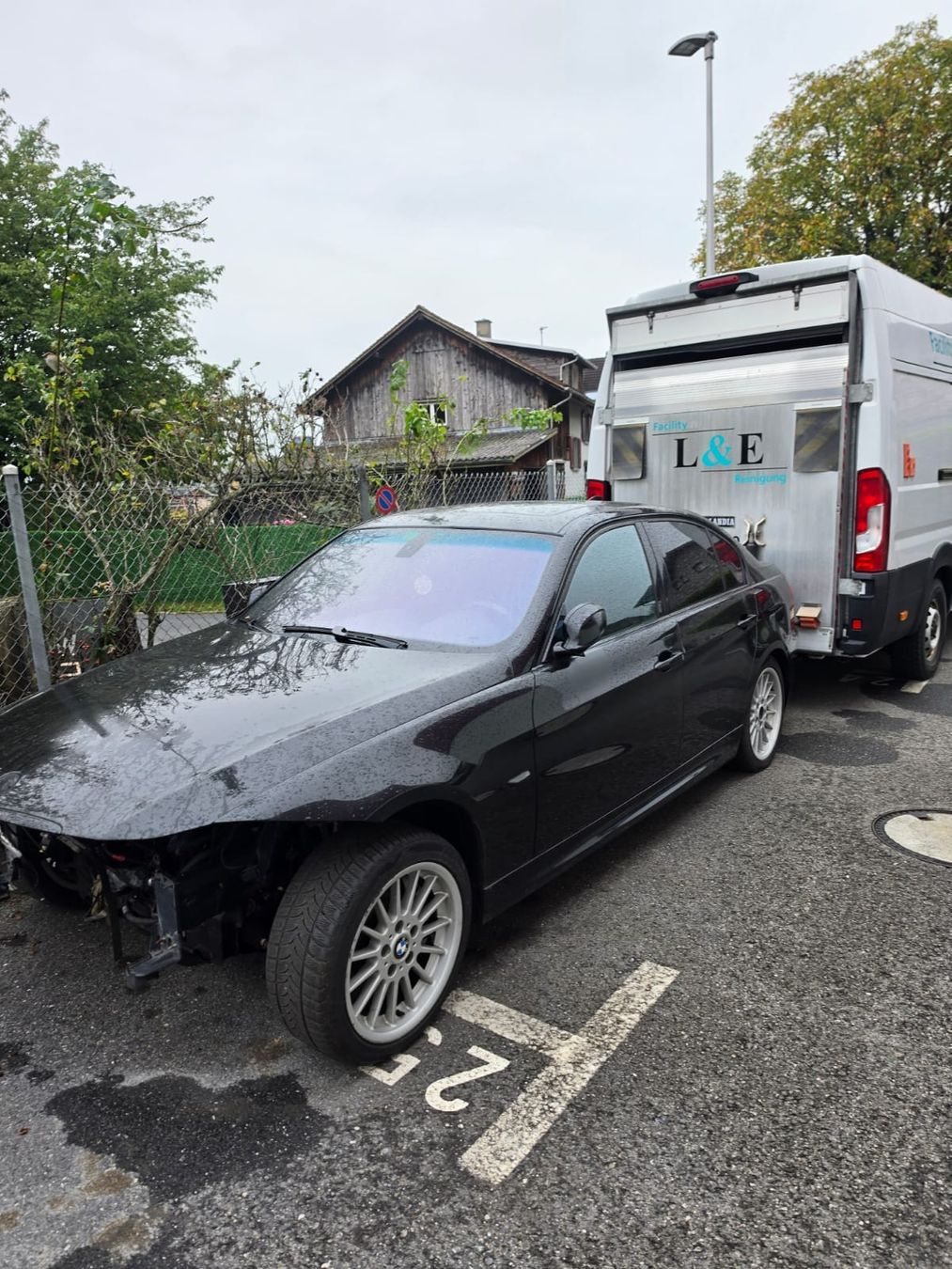 BMW Autos: BMW 335ix – Defekt aus Sevelen von pho_p8dt