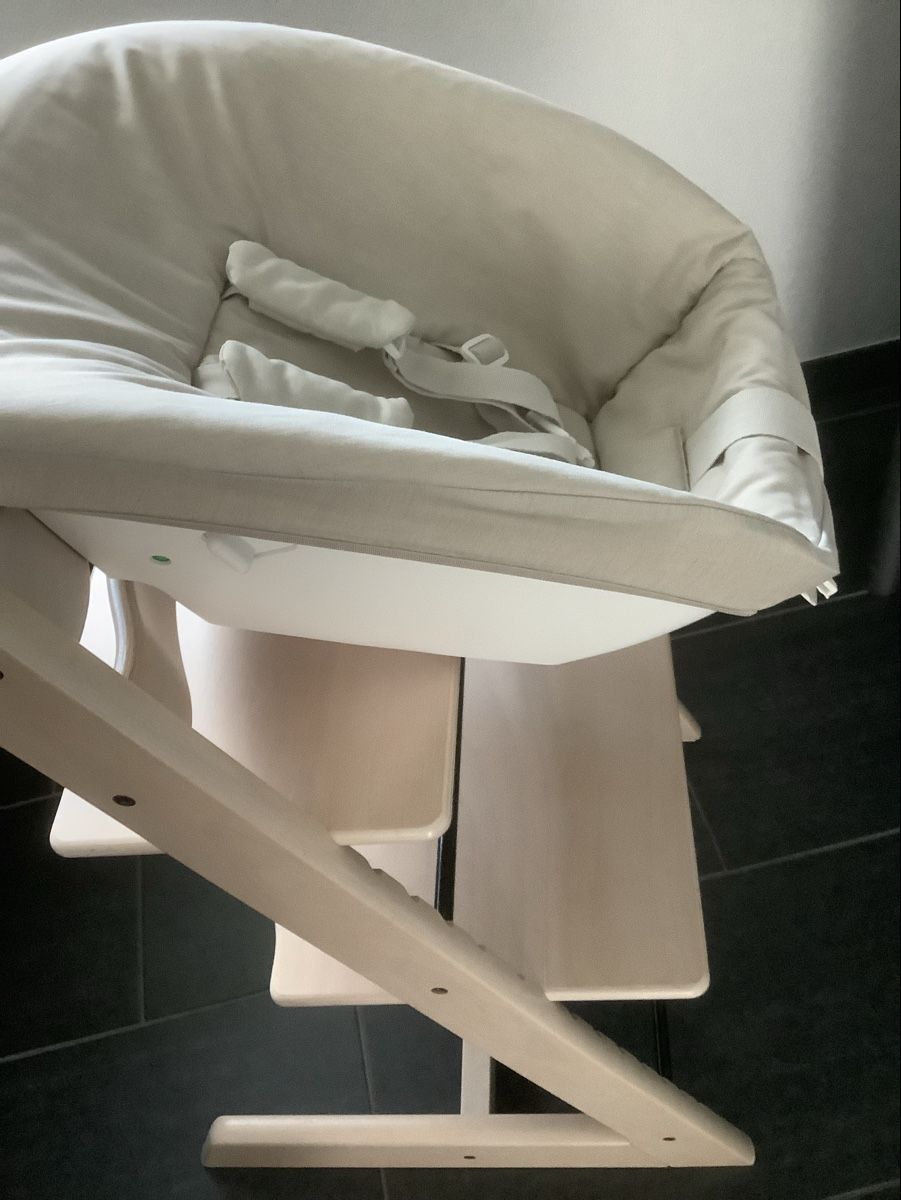 Stokke Chaises hautes: Tripp Trapp. Newborn – D'occasion à Mägenwil par M.Fashion 1