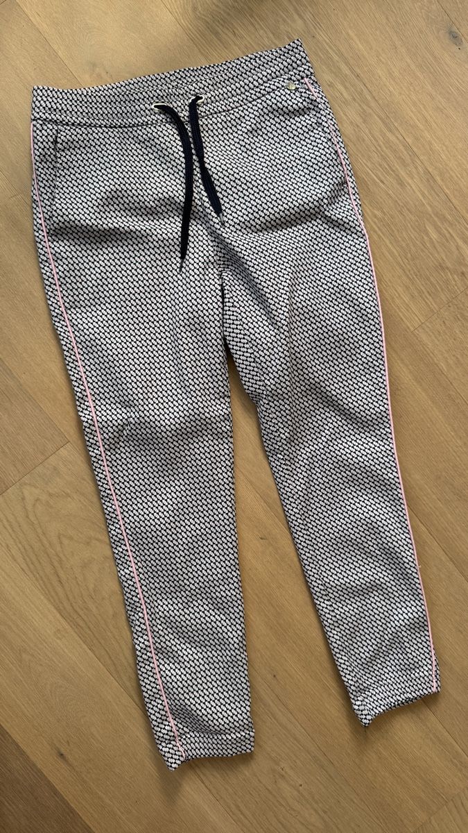 Hosen: Diverse Hosen Gr. S – Gebraucht aus Steinhausen von inmumi 2