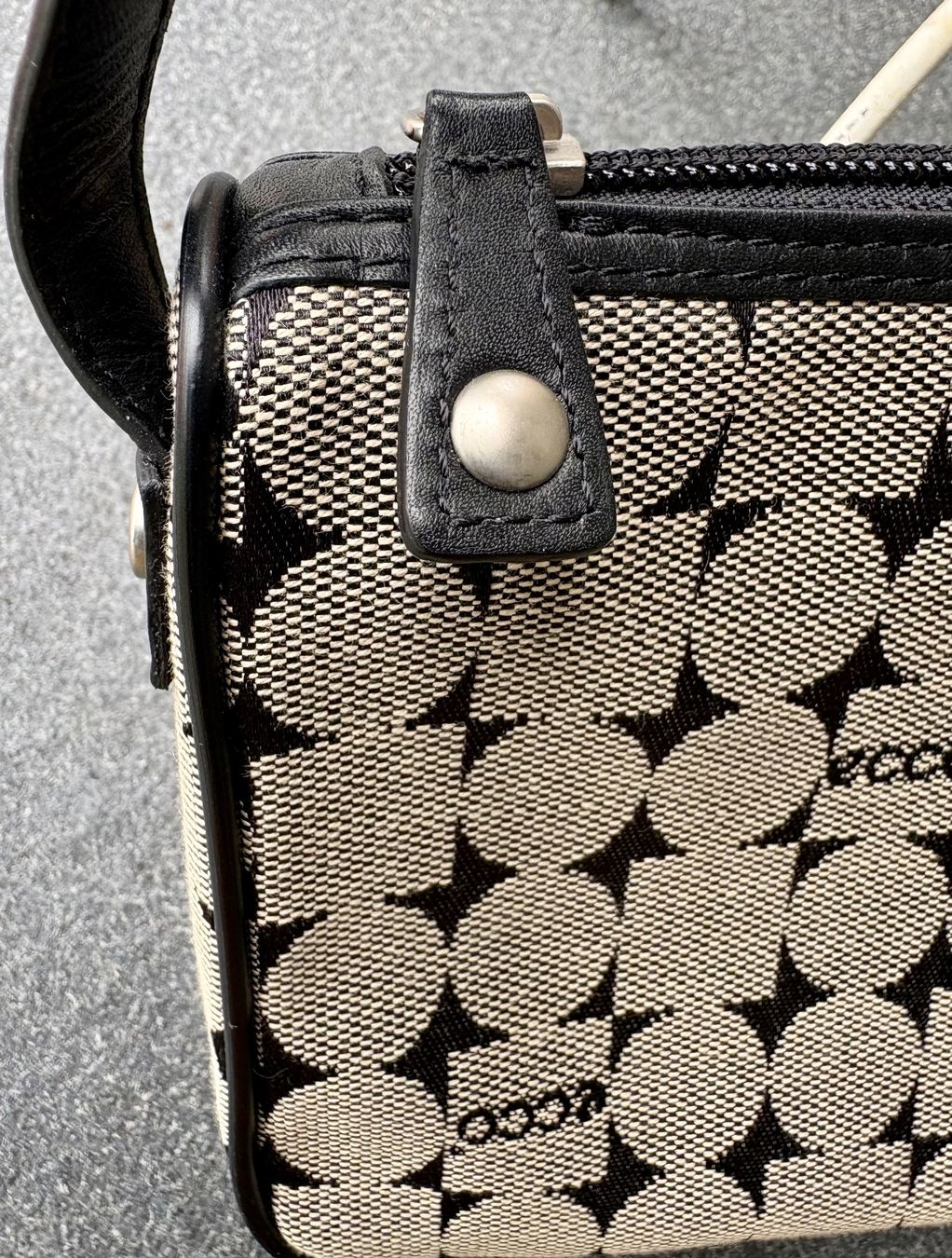 Ecco Borse da donna: Schicke kleine Handtasche von ECCO – Nuovo (secondo la descrizione) da Uster venduto da pri_6r68 5