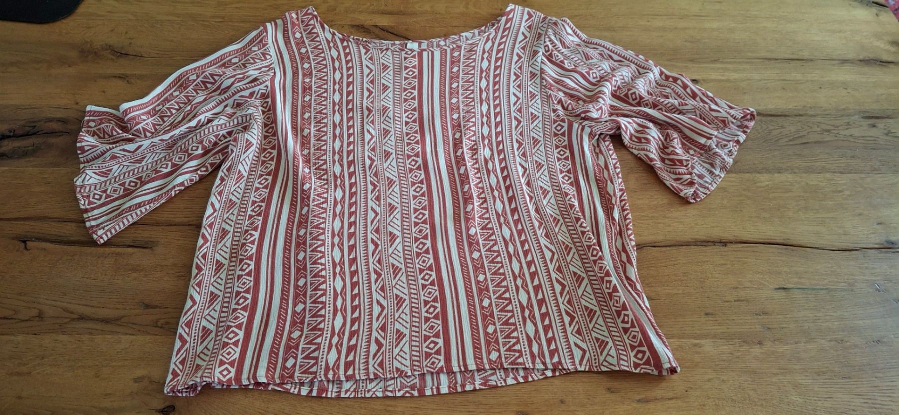T-Shirts: Schnäppchen - luftiges Sommershirt 100% Viscose – Gebraucht aus Langenthal von Handstrick 1